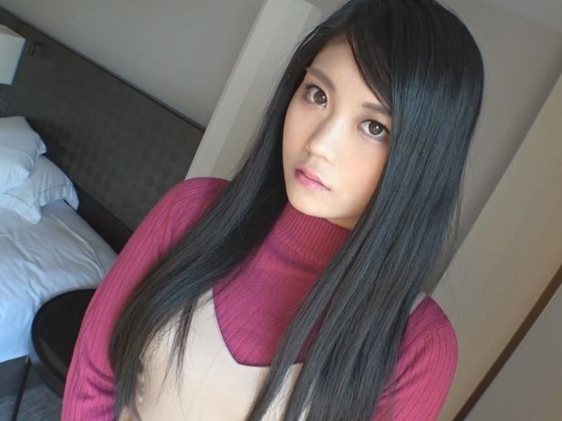 【黒髪美女】サラサラヘアーのお姉さん！敏感乳首とエッチなおまんこに興奮し手マンで気持ち良くなっちゃうｗ