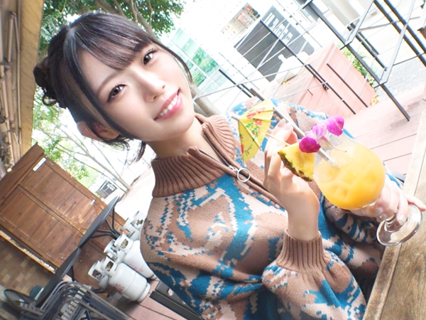 【素人×初撮り】神戸から来た激かわ美少女とハメ撮りSEX‼ピンク色の綺麗なマンコを弄り回して絶頂させちゃう♥︎
