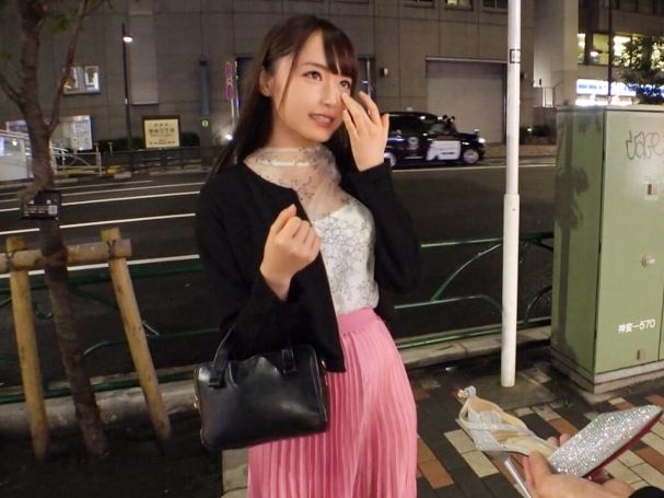 【黒髪スレンダー美女】チンポに夢中の美女をチンポで突きまくる！ｗおまんこ広げた体位がエロ過ぎて大興奮♡