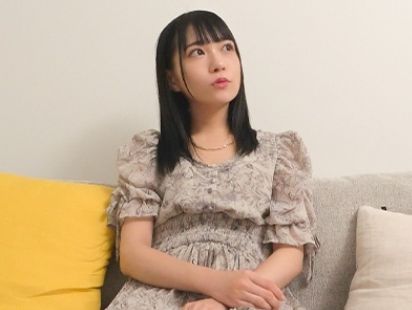 【NTR】ヤリたい盛りのどエロ小娘が昔から知り合いの男友達に彼氏の前で騎乗位を見せつける！！！