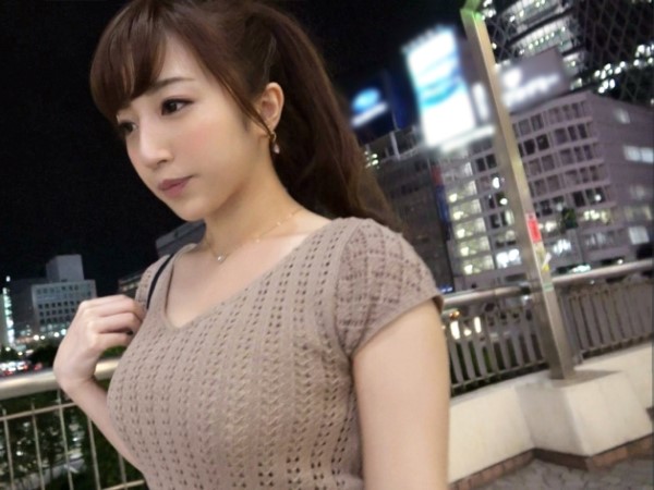 【巨乳人妻】他人とスルの初めて…！夫以外のチンポに大喜びしてイラマ＆パイズリ姿を魅せるビッチ奥様…！