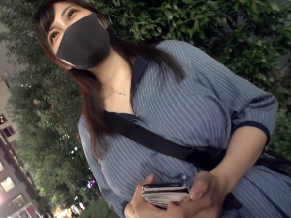 【中出し】爆乳むっちりP活OLがデカ乳揺らして生チン性交！肉感たっぷりのどっしり尻に立ちバックでガシガシ大量種付け…ッ！