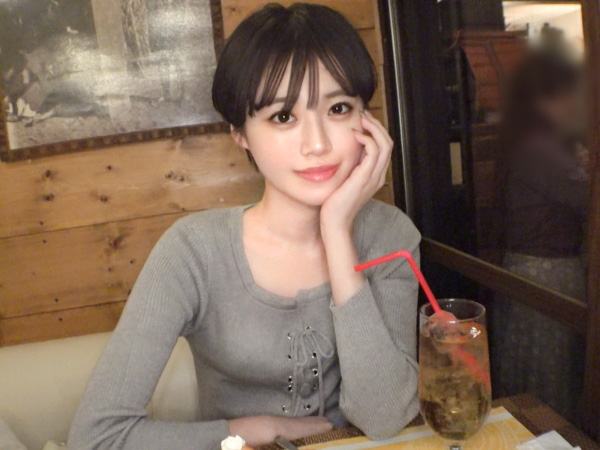 【ボーイッシュ美女の初体験】 スレンダーな彼女が初めての快感に悶える！ 敏感ボディをクンニで開発して…