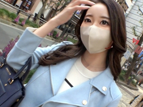 【美脚お姉さんとエロプレイ】 ロングヘア美女のフェラテクに昇天！ 足フェチも満足の美脚でチンコを弄ばれる！