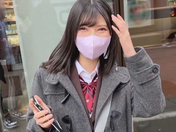 【美少女と生中出し】 カワイイ顔してエッチ大好き♡ 連続射精で子宮にザーメン注入！