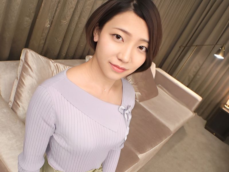 【素人】デパートで化粧品販売をしているショートカットの黒髪美少女が日々のストレスを発散するかのようにイキまくる！！！