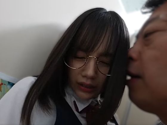 中年セックス沼に溺れる文系女子【涼森れむ】真面目なメガネっ子JKがオッサンのネチッこいファックに目覚めて中出し許しちゃう