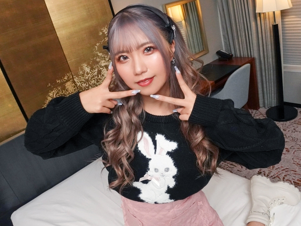 【ゆめかわギャルをホテルでAV撮影】ナンパした今どきギャルが敏感すぎる！！激ハメチ○ポでアクメ連発♡ 初撮りなのにエロすぎる反応がヤバい！！
