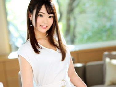 【美巨乳お姉さんの淫乱騎乗位】『もっと奥まで…』セクシー美女が肉棒に跨り、電マでクリを刺激されながら激しく腰を振りまくる！感じまくるエロい喘ぎ声がたまらない！♡