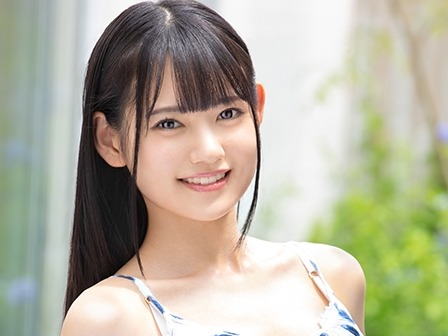 【透明感美少女】圧倒的な透明感を放つ20歳の美少女がおまんこイキまくり！華奢な身体を激しく突かれて幾度もの絶頂！