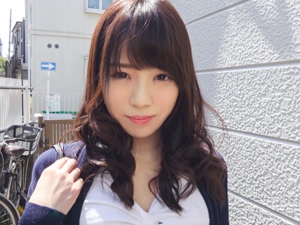 【初ハメ撮り】清楚系お姉さんの恥じらいエッチ♥ 男優チンポに戸惑いながらも、我慢できない喘ぎ声が漏れちゃう！気持ち良すぎて甘い声が止まらない、初々しいエロさが最高！