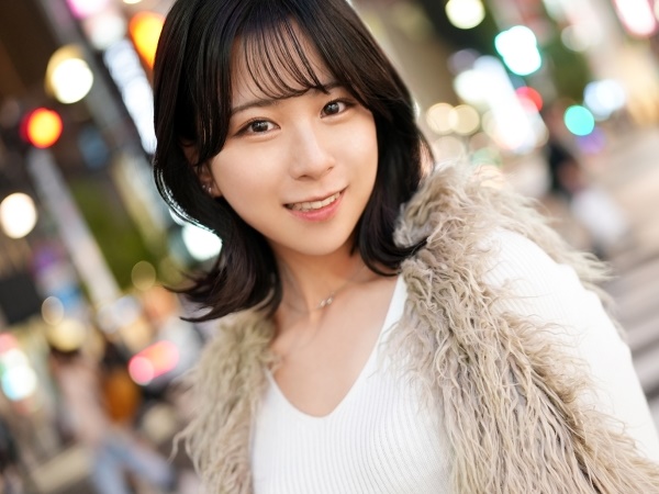 【敏感Mっ娘の秘密】『もっと…イジめて…』可愛い顔した美少女が実はドM！ピンッと勃った乳首を激しくつねられて感じまくり！声を押し殺せない敏感ボディがエロすぎる！Mっ気全開のセックスにメロメロ♡