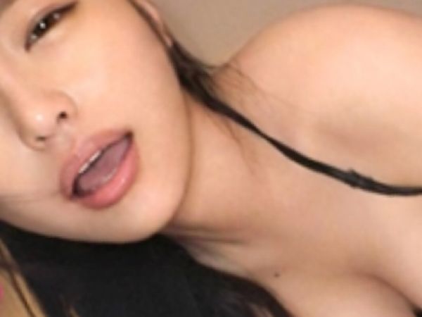 【Gカップ中出し】溢れる失禁水浸し♥巨乳な女子大生が膣アクメで達しちゃうビッチちゃんっ…///