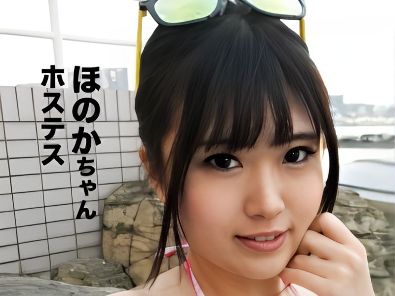 【プールナンパ×清楚系】「あぁん…足だけじゃ物足りない♡」パンイチでローアングルから陰部！友人の前で潮吹き連発！