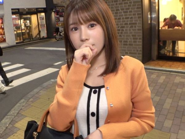 【美乳素人】お仕事は結構ハード？お金と性欲発散でエロチャットバイトも嗜んじゃうようなスケベさんも本格ファックに形無し！